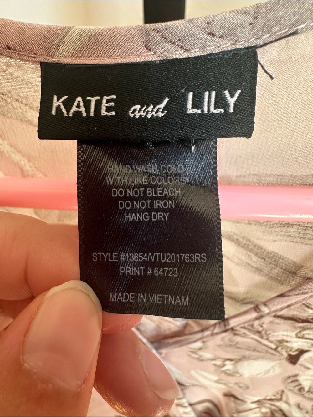 Kate and Lily large dress - Picture 3 of 4